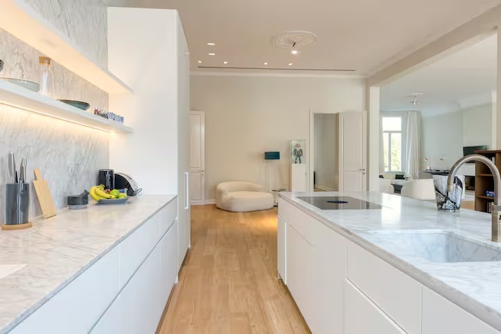 Ultra-Luxury 3BR Loft with Sunny Private Terrace in Central Antwerp