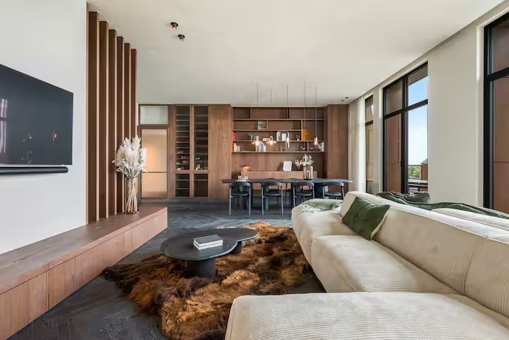 Luxury Penthouse with Private Rooftop Pool & 360° Panoramic Views