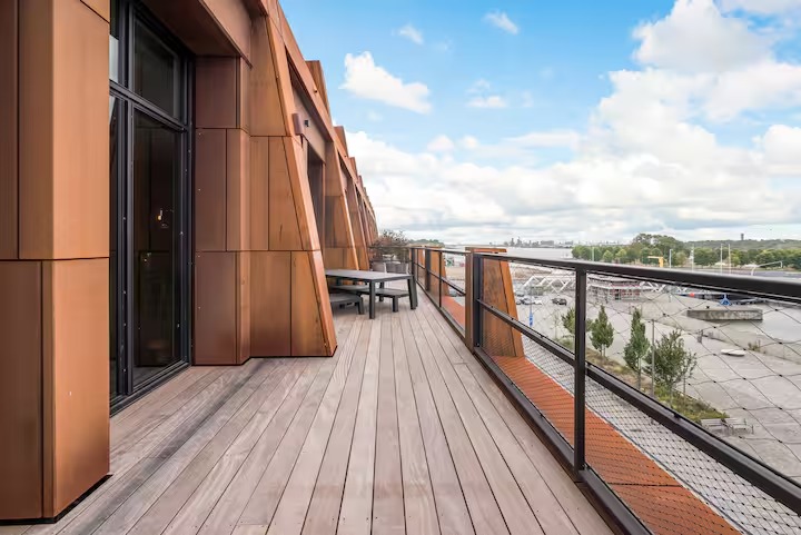 Luxury Penthouse with Private Rooftop Pool & 360° Panoramic Views
