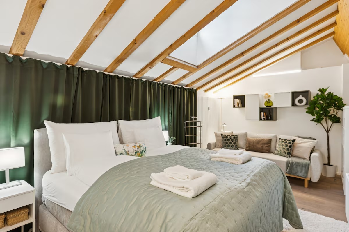Old Town Diamond Penthouse - Private Rooftop