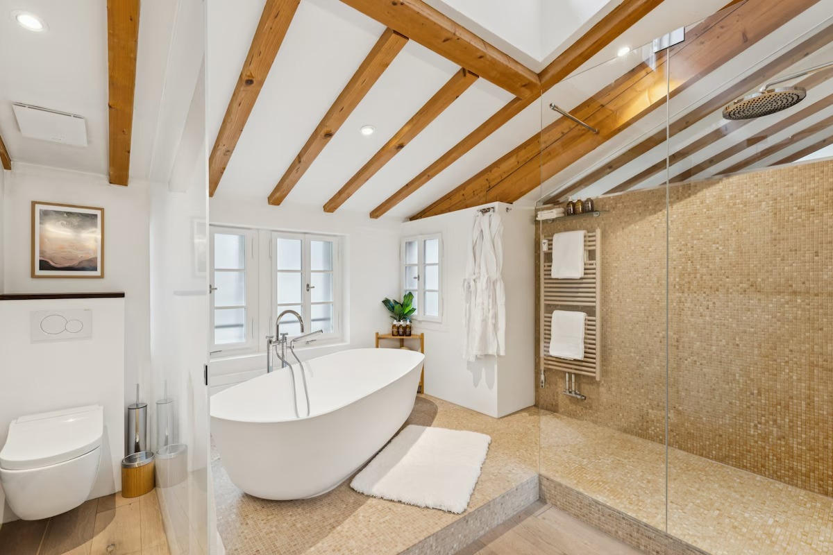 Old Town Diamond Penthouse - Private Rooftop