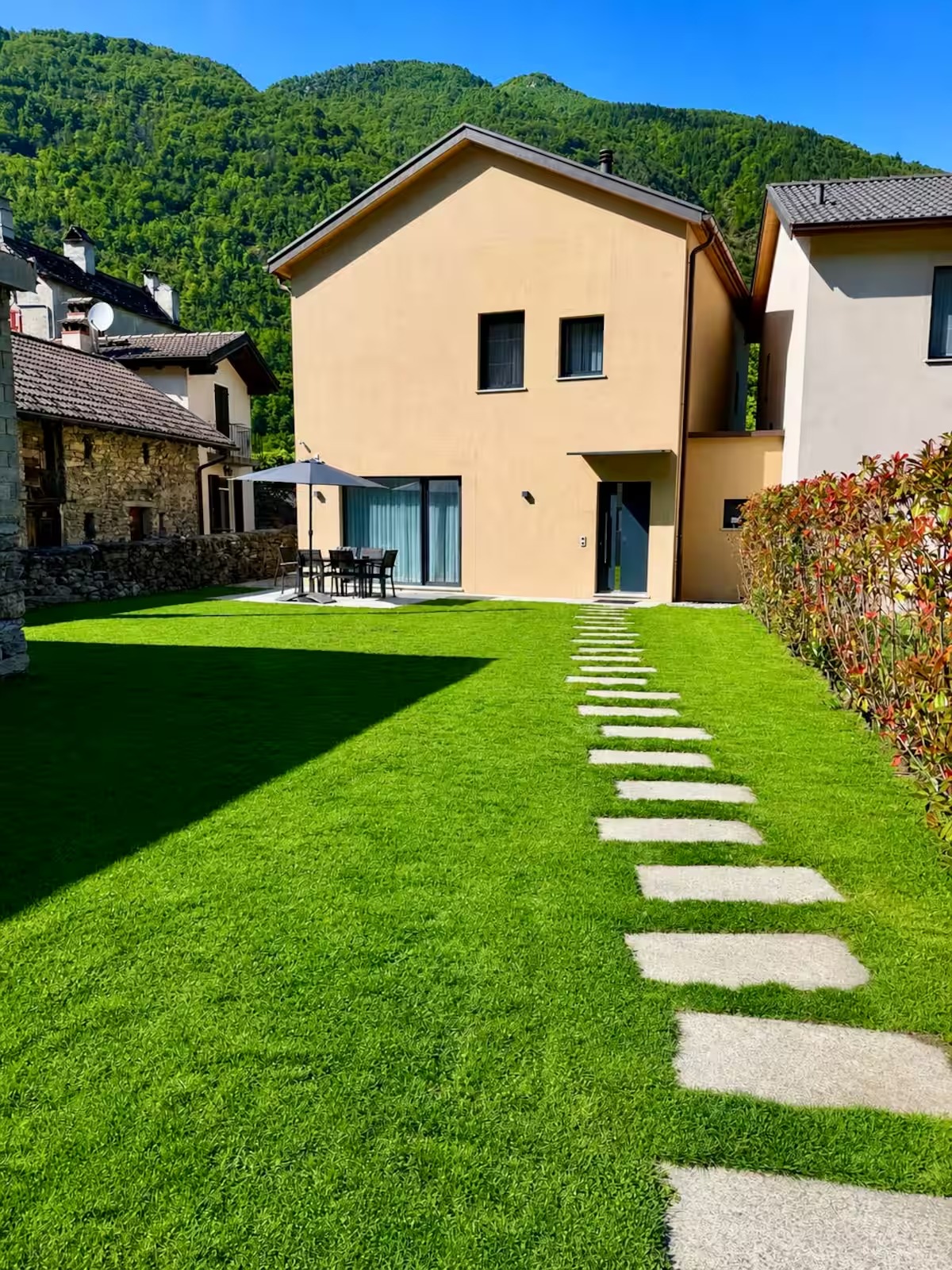 Spacious Family House Near River, Lake & Locarno