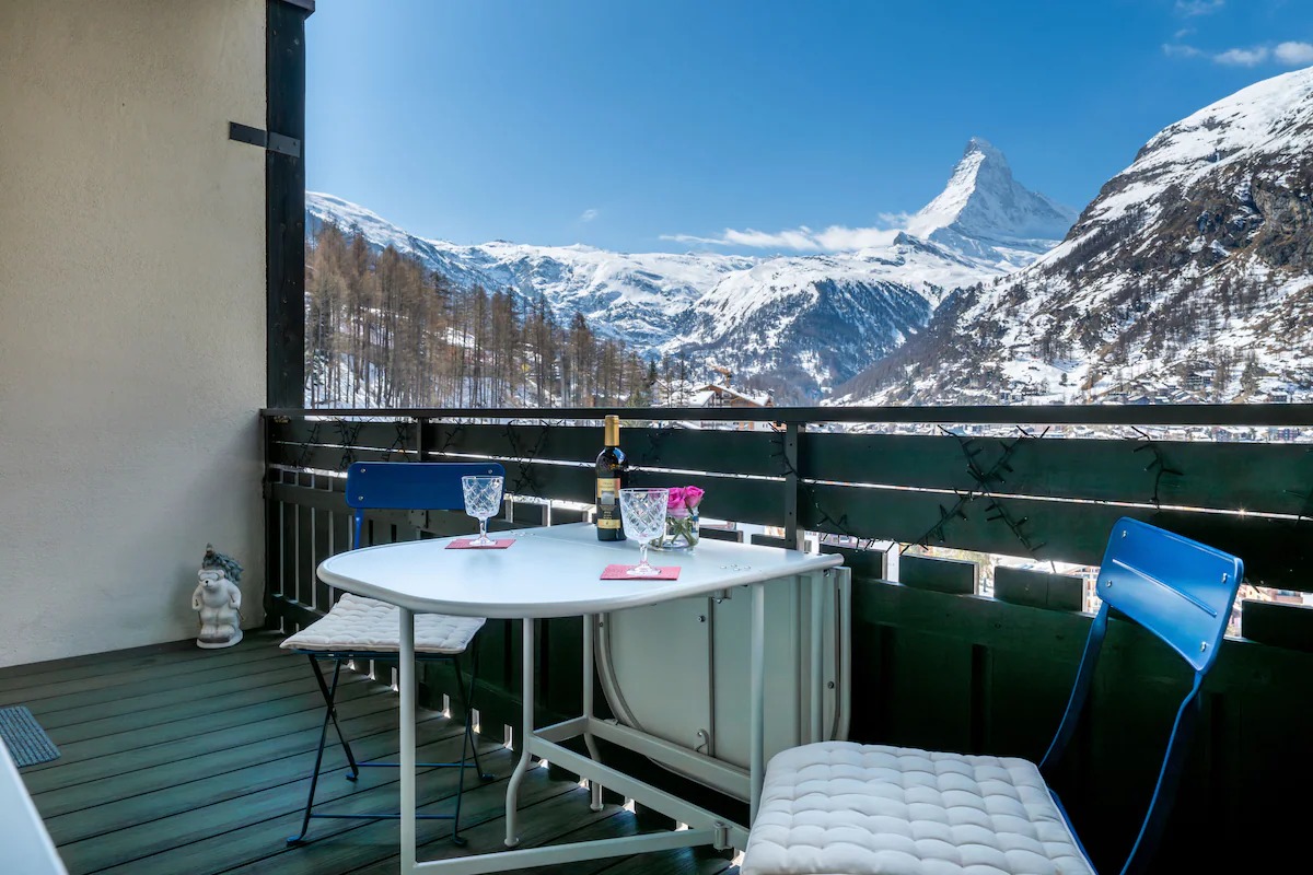 Luxury Matterhorn View Penthouse with Fireplace & Balcony