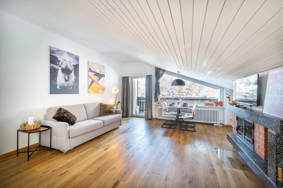 Luxury Matterhorn View Penthouse with Fireplace & Balcony