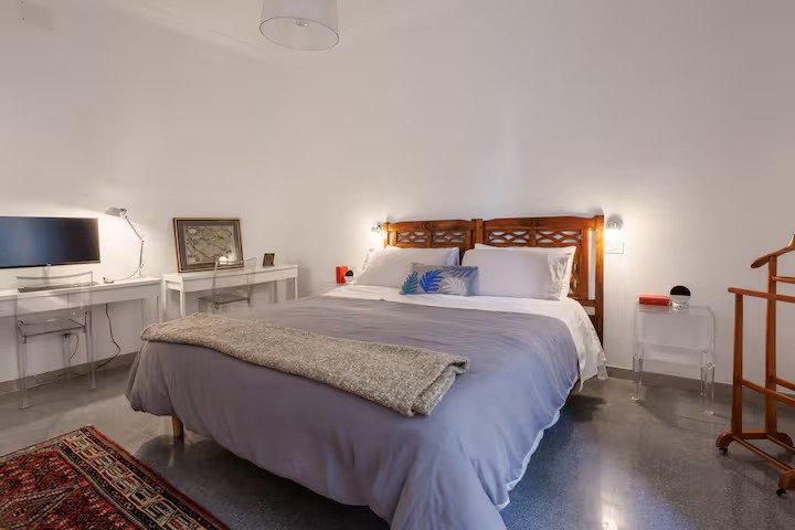 Luxury Design Apartment in the Heart of Naples Near Via Toledo
