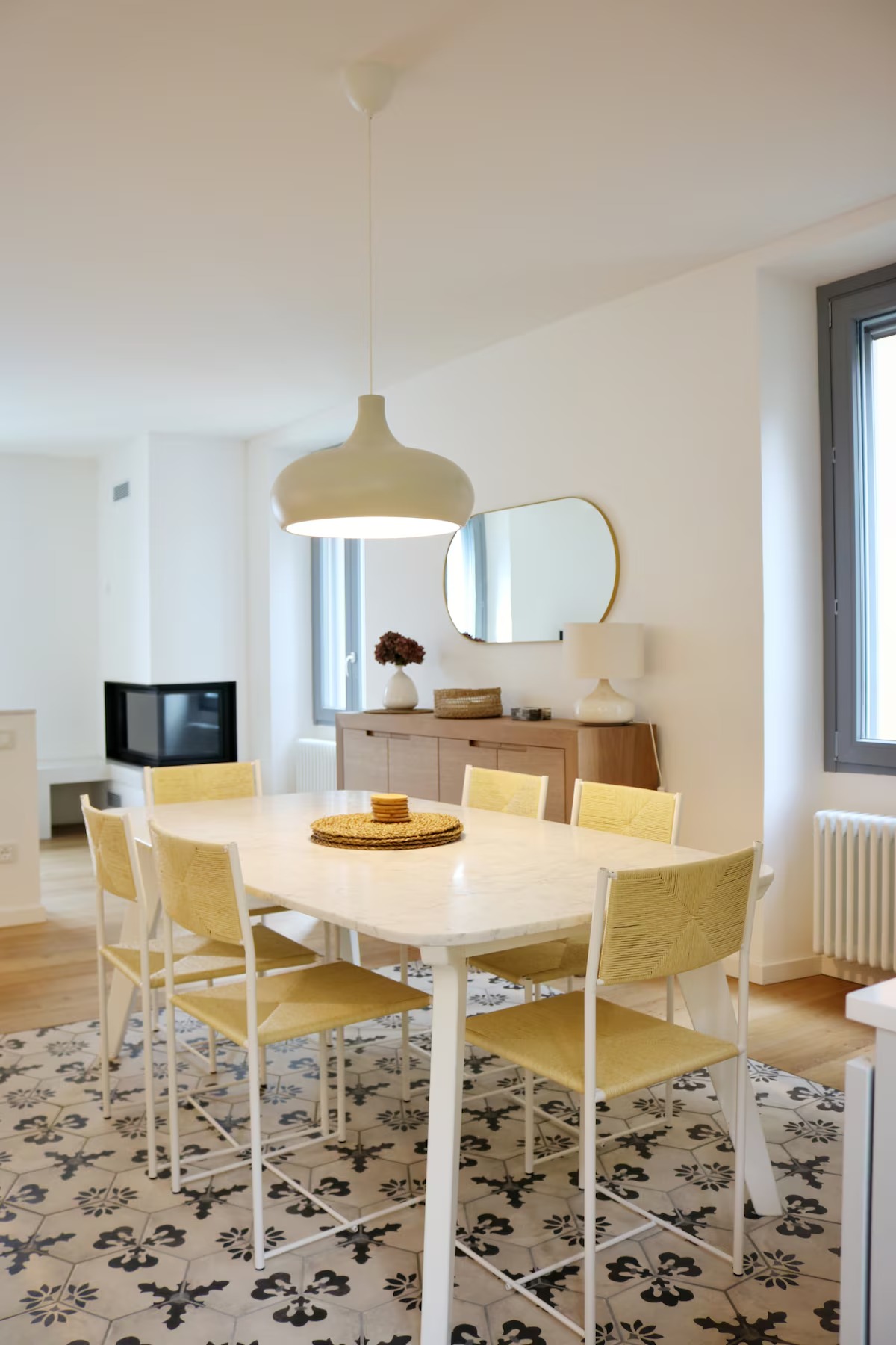 Lakefront Apartment with Private Access on Lake Como